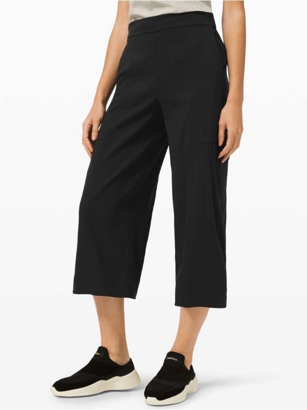 Lululemon Metropolis Maven High-Rise Crop